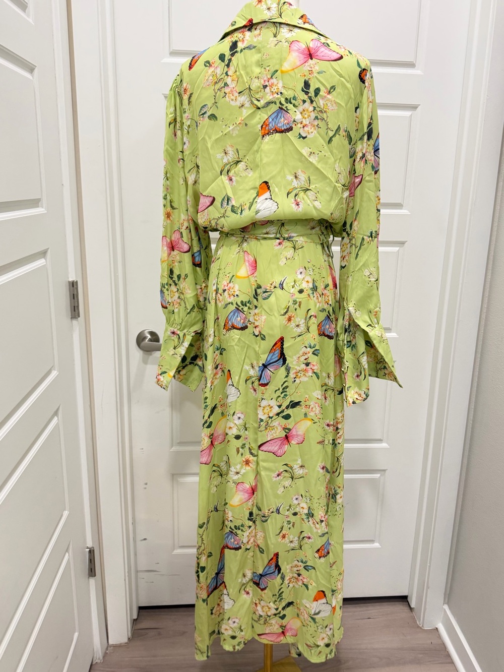 OO LALA Light Green Floral & Butterfly Maxi Shirt Dress - Picture 3 of 6